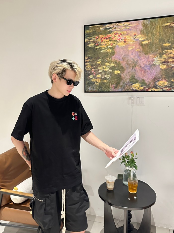 Clothes Louis Vuitton 613