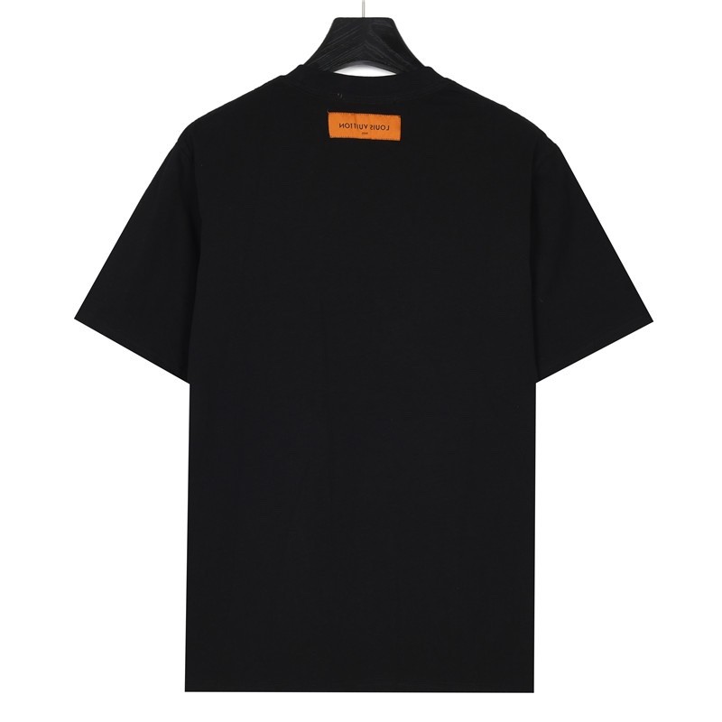 Clothes Louis Vuitton 613