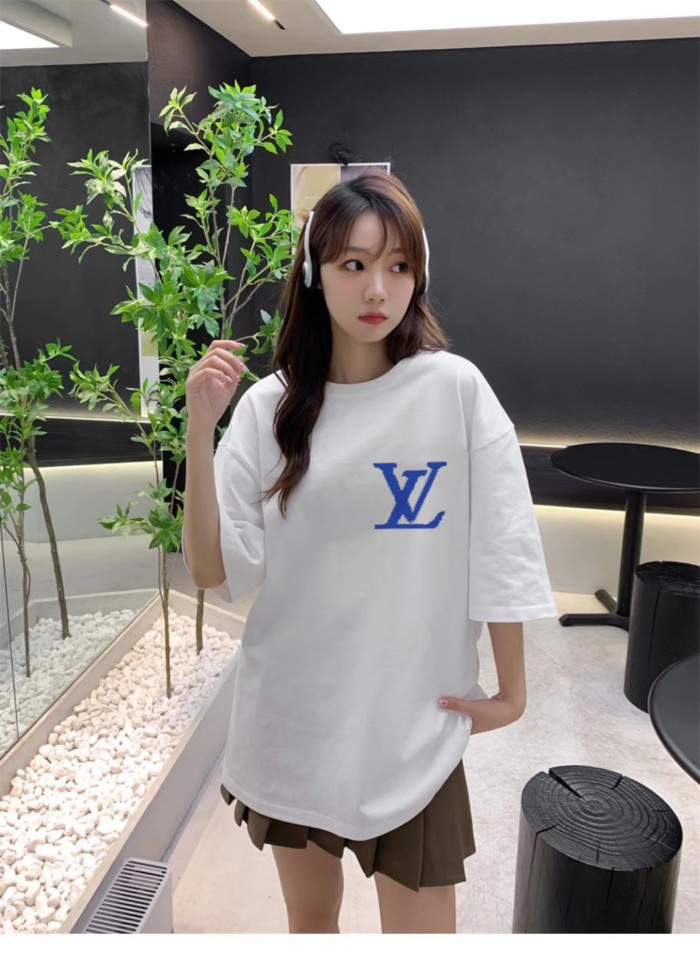 Clothes Louis Vuitton 616