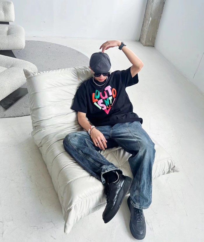 Clothes Louis Vuitton 604