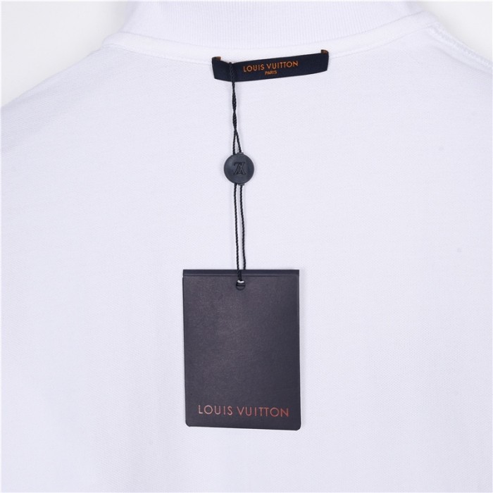 Clothes Louis Vuitton 601