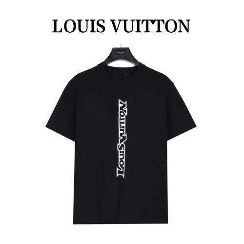 Clothes Louis Vuitton 606