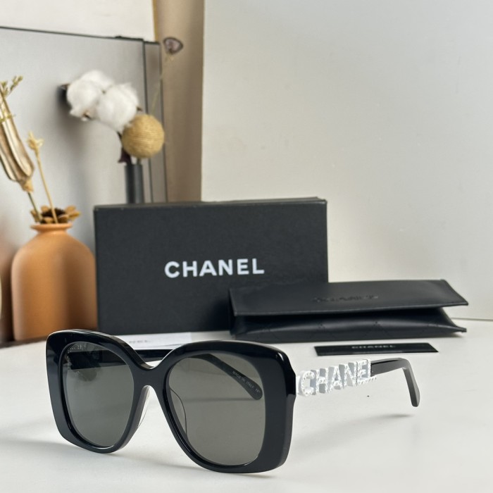 Sunglasses Chanel CH5422B