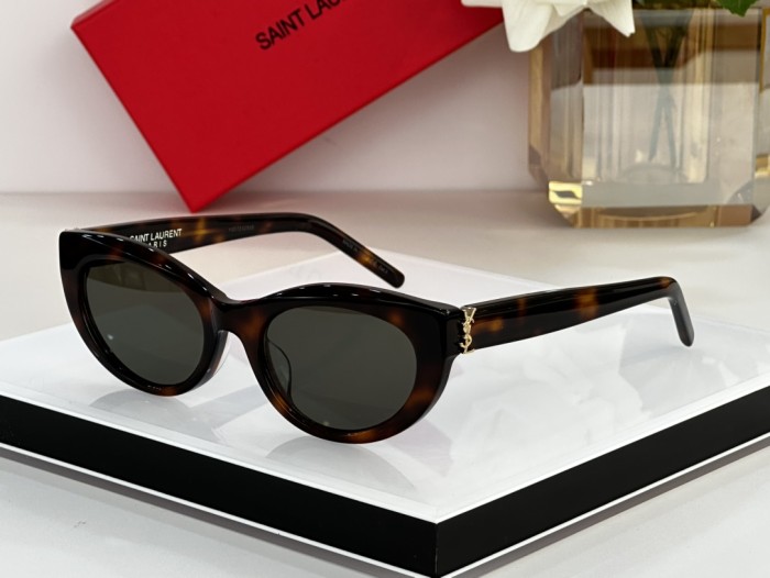 Sunglasses Saint Laurent SLM115