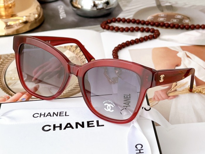 Sunglasses Chanel CH5487