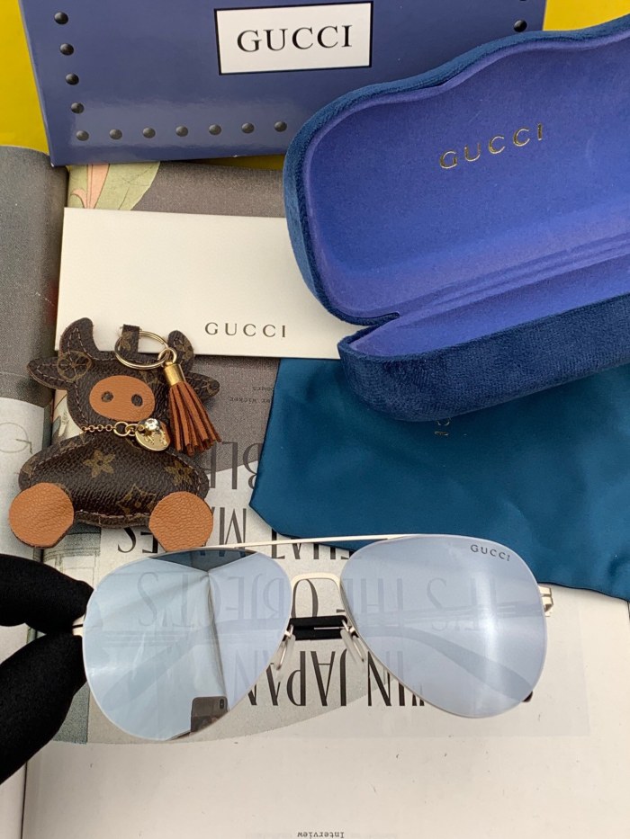 Sunglasses Gucci G1502