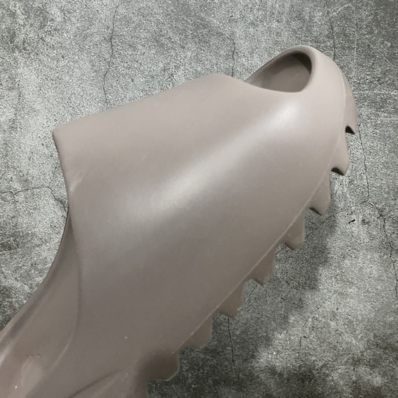 adidas Yeezy Slide Soot