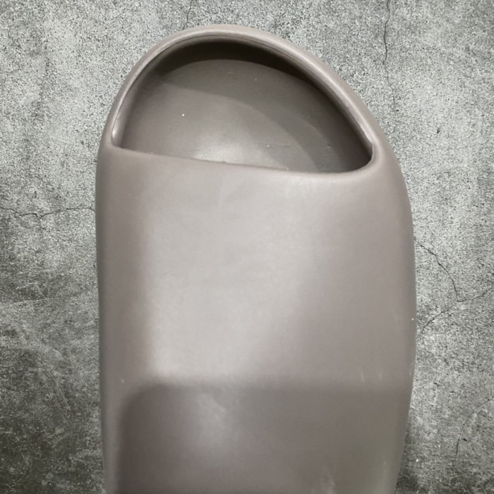 adidas Yeezy Slide Soot