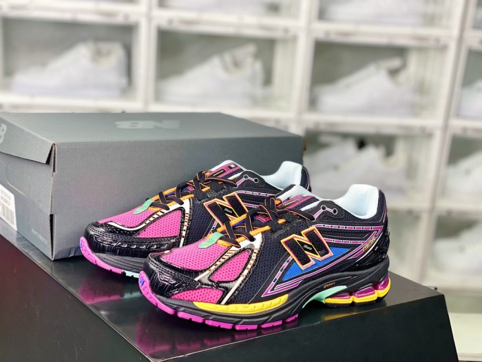 New Balance 1906R Neon Nights