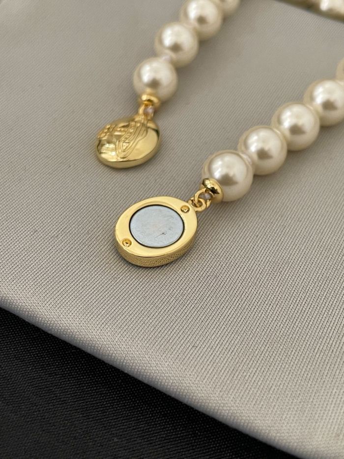 Jewelry vivienne westwood 147