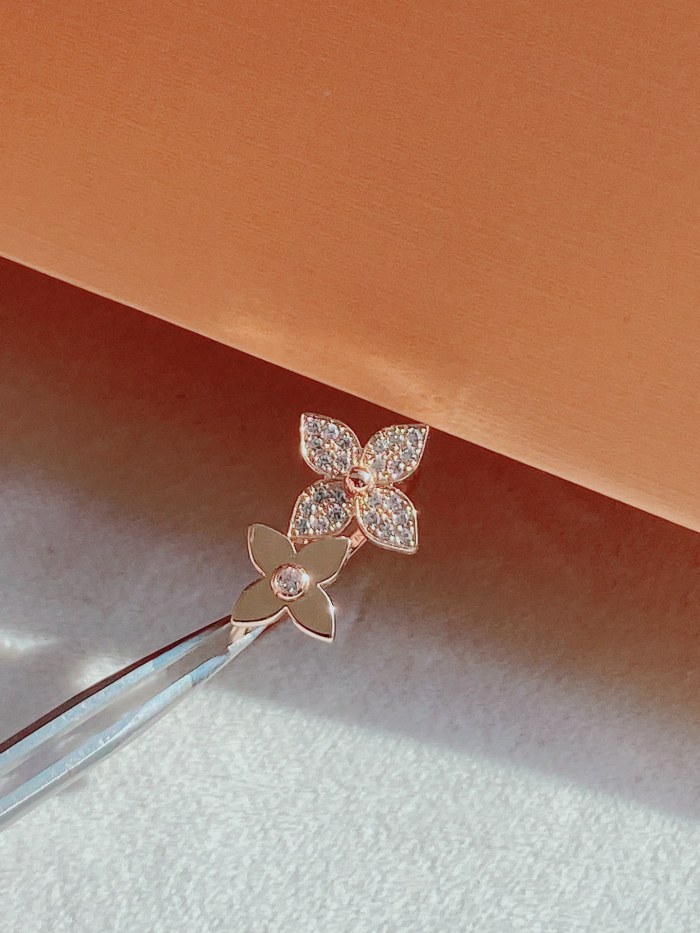 Jewelry Louis Vuitton 368