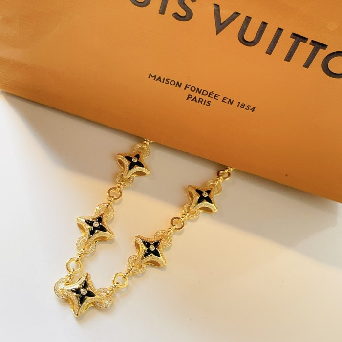 Jewelry Louis Vuitton 370