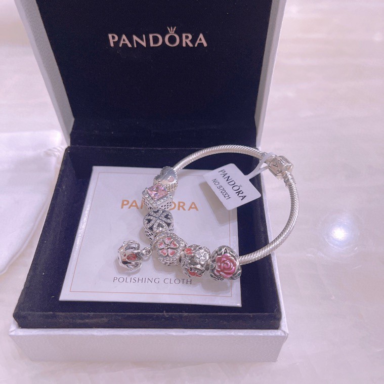 Jewelry pandora 261