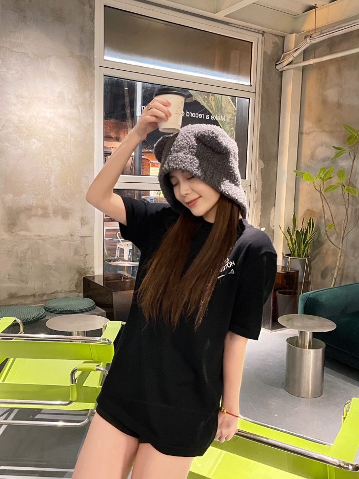 Clothes Louis Vuitton 635