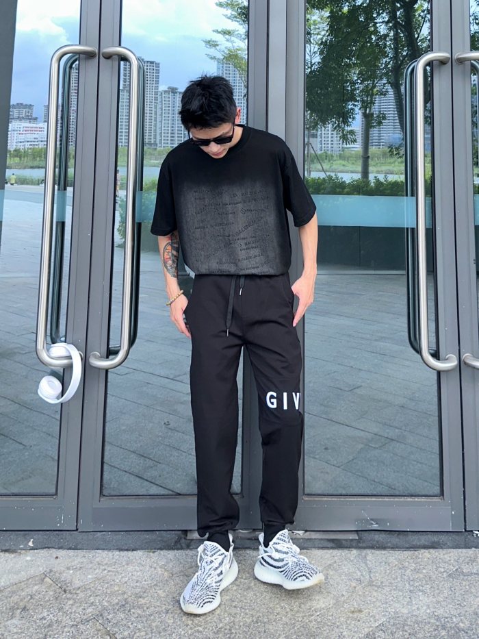 Clothes Givenchy 121
