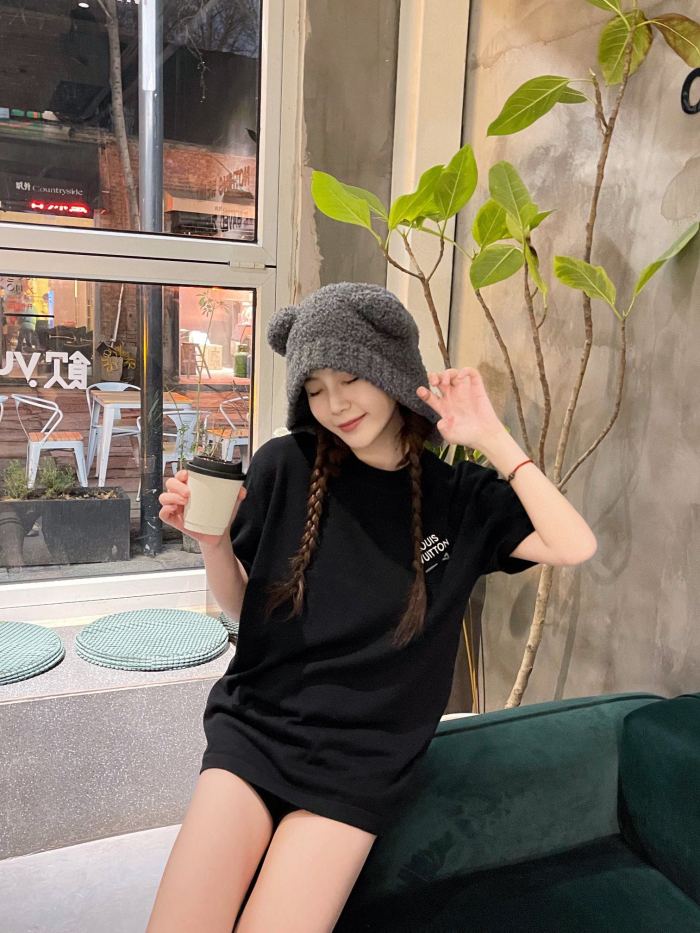 Clothes Louis Vuitton 635