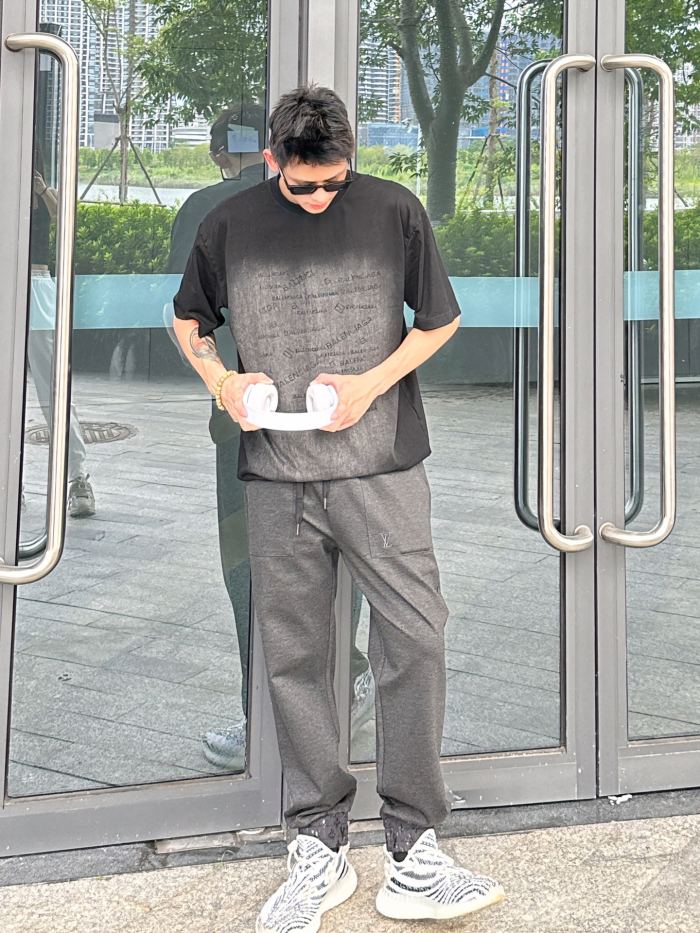 Clothes Louis Vuitton 633