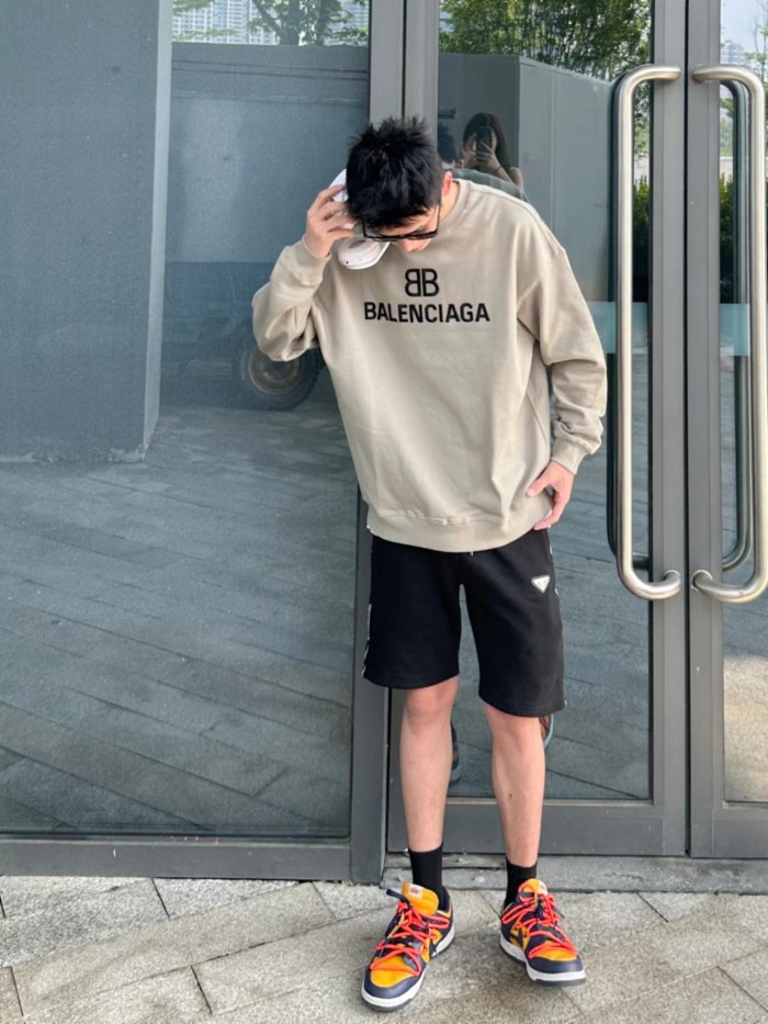 Clothes Balenciaga 404