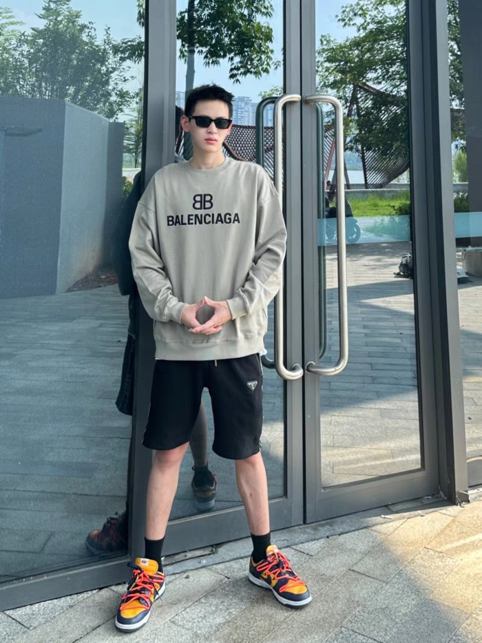 Clothes Balenciaga 404