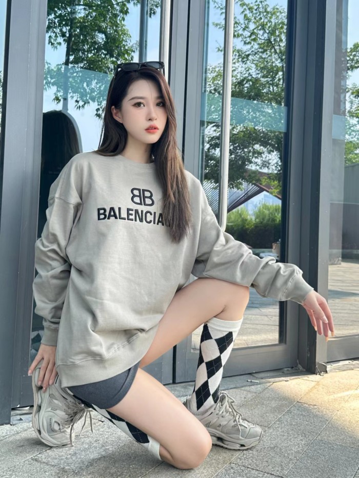 Clothes Balenciaga 404