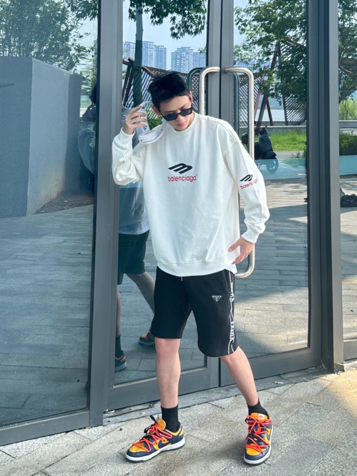 Clothes Balenciaga 410