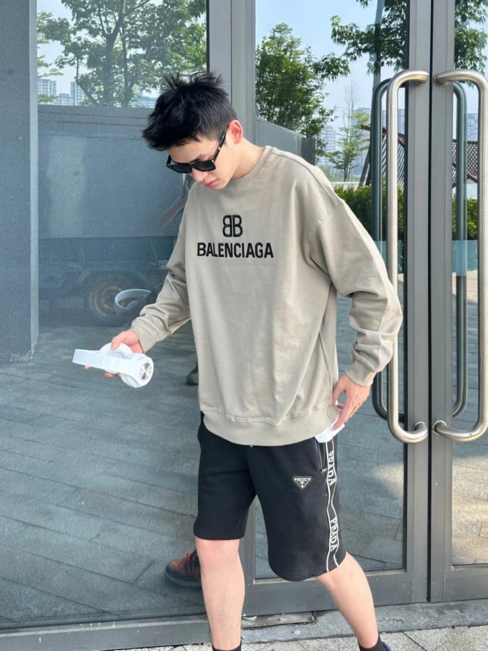 Clothes Balenciaga 404