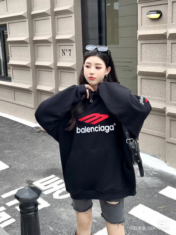 Clothes Balenciaga 407