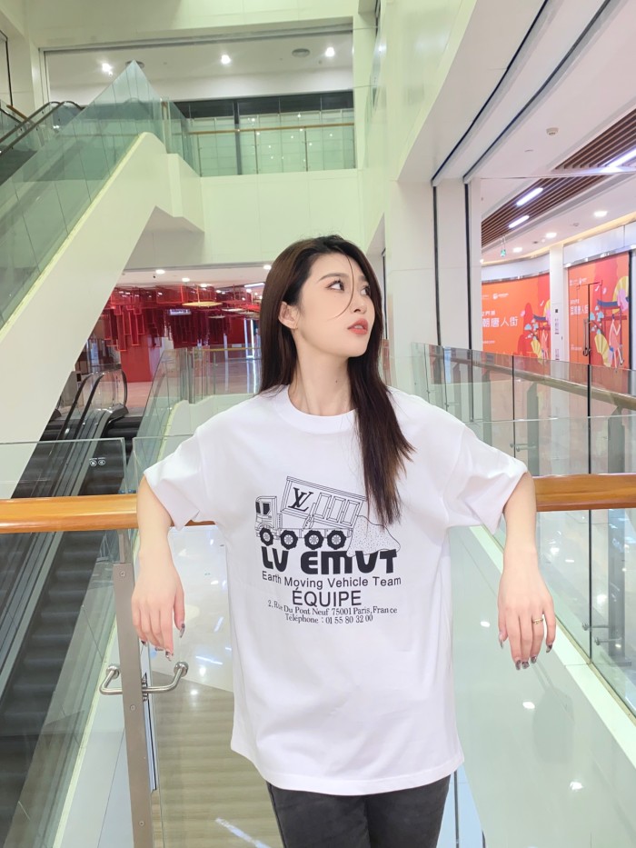 Clothes Louis Vuitton 652