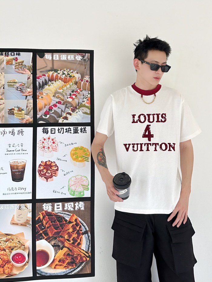 Clothes Louis Vuitton 650