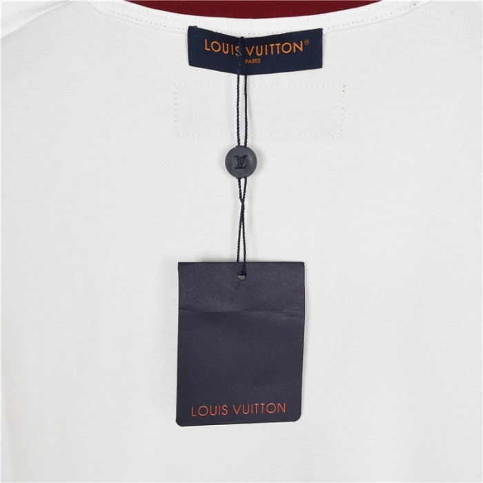 Clothes Louis Vuitton 650