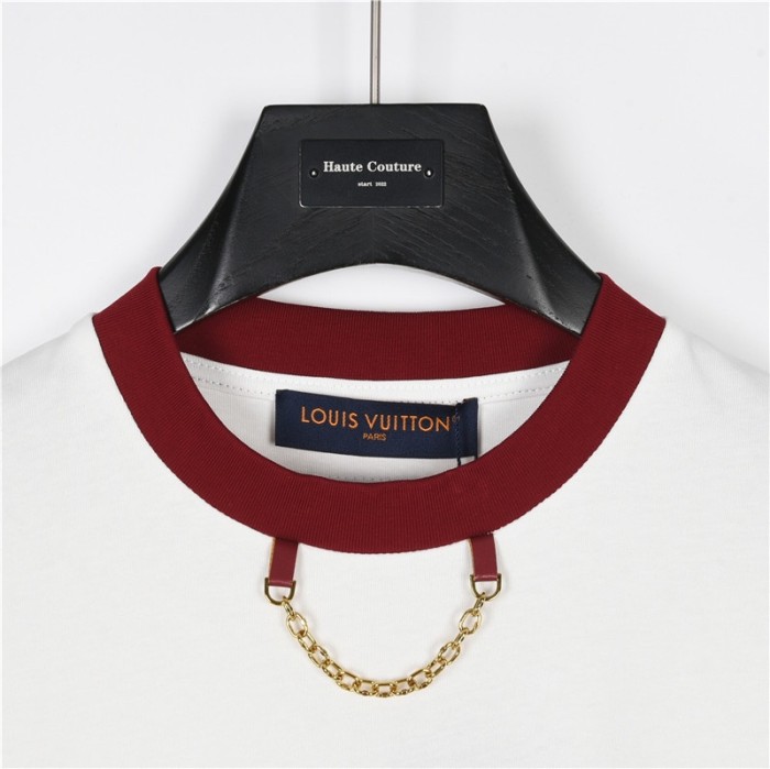 Clothes Louis Vuitton 650