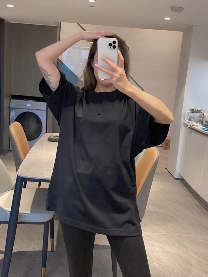 Clothes Louis Vuitton 657