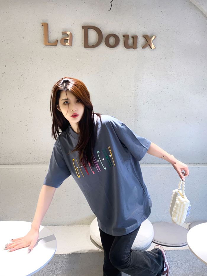 Clothes Givenchy 206