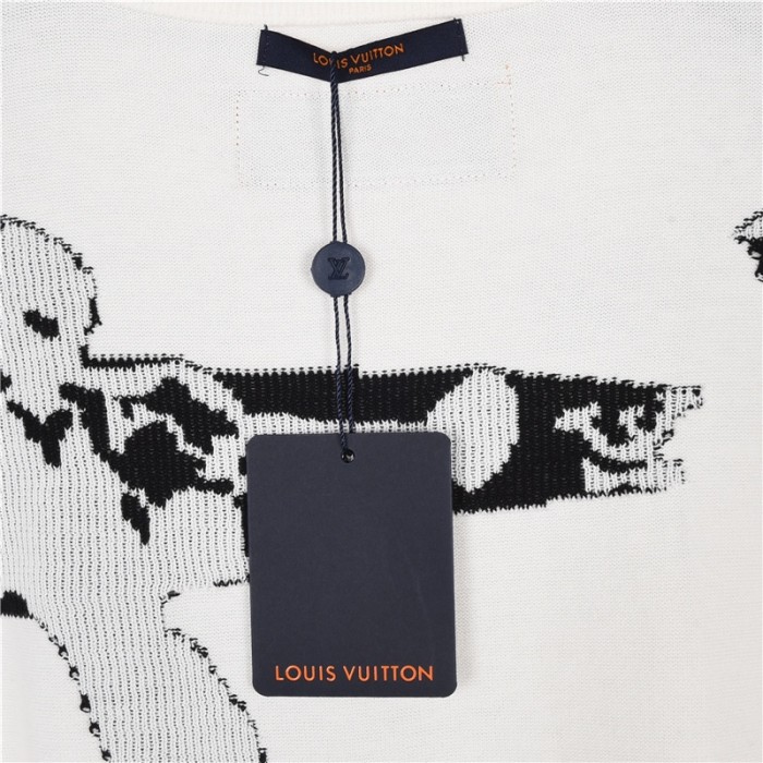 Clothes Louis Vuitton 641