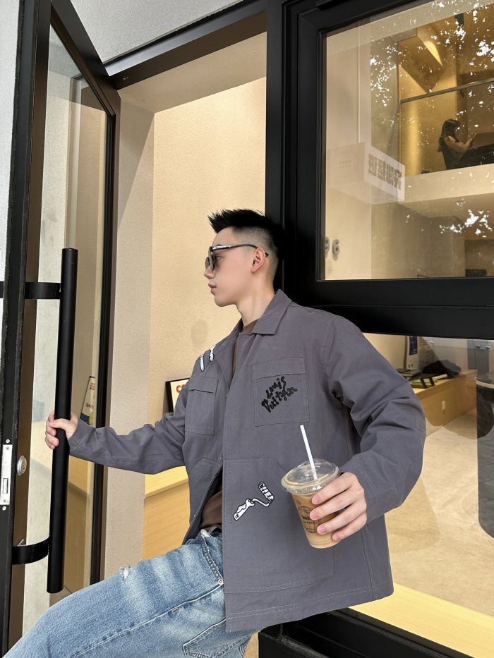 Clothes Louis Vuitton 653