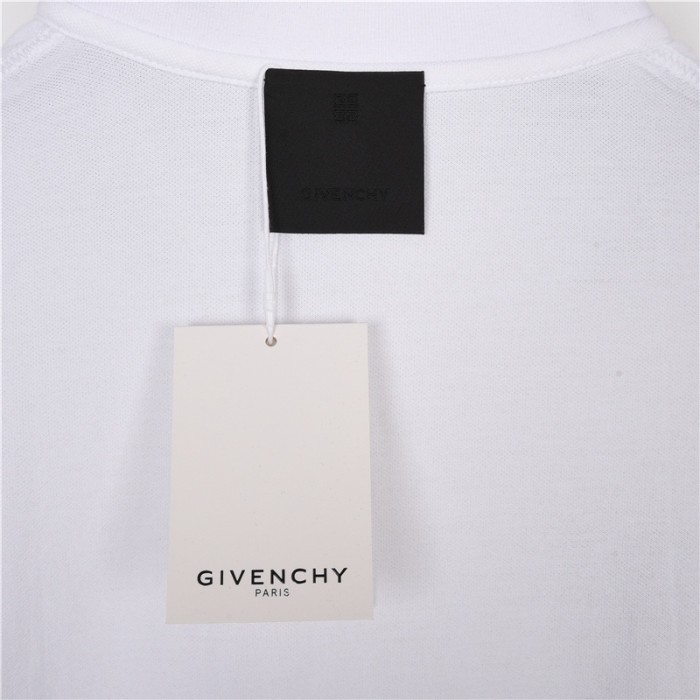 Clothes Givenchy 202
