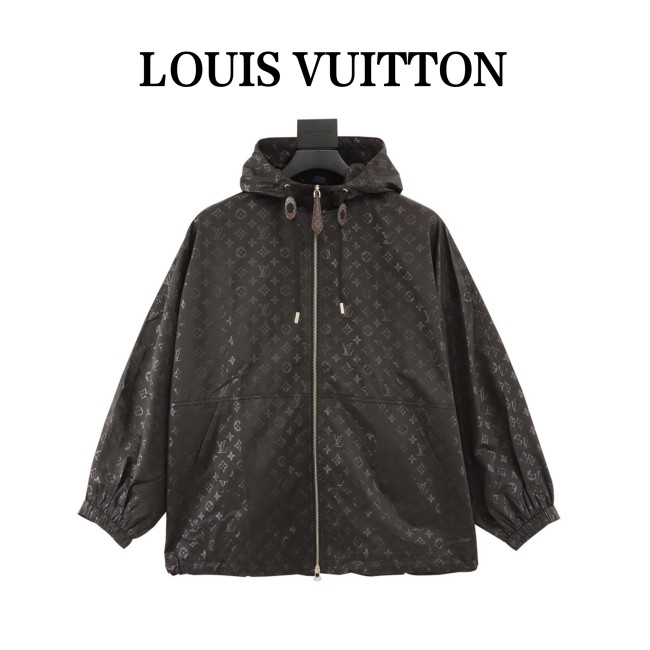 Clothes Louis Vuitton 685