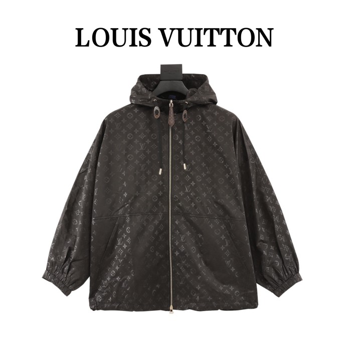 Clothes Louis Vuitton 685