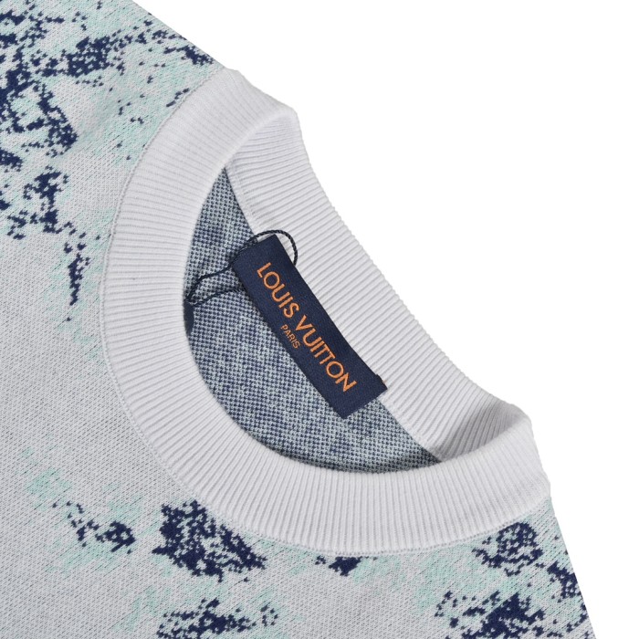 Clothes Louis Vuitton 666