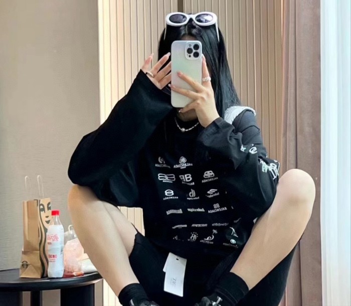 Clothes Balenciaga 420