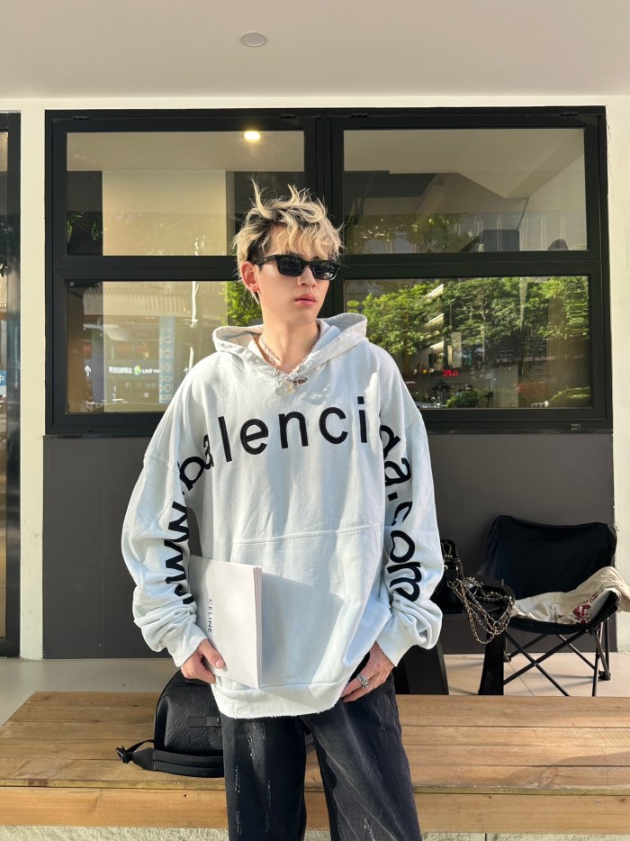 Clothes Balenciaga 432