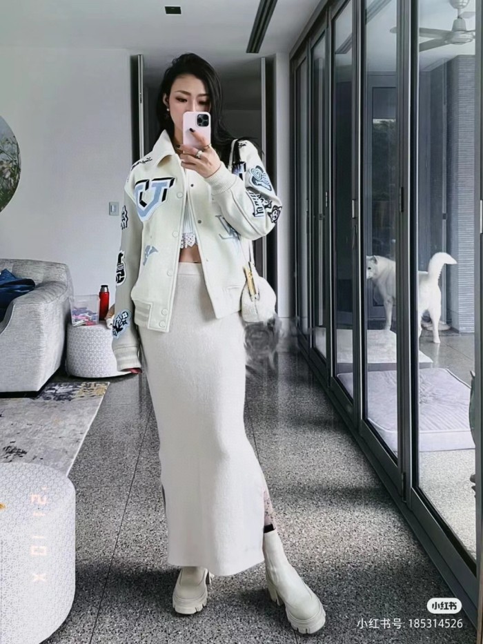 Clothes Louis Vuitton 642