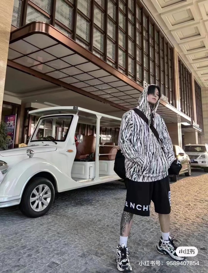 Clothes Givenchy 199