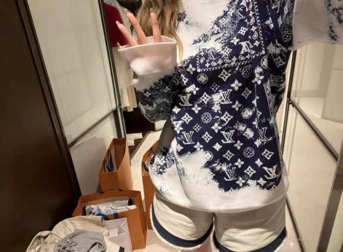 Clothes Louis Vuitton 666