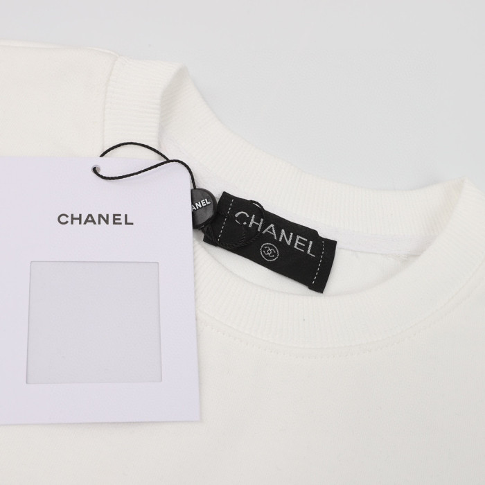 Clothes CHANEL 38