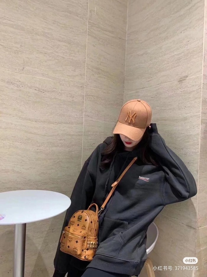 Clothes Balenciaga 469