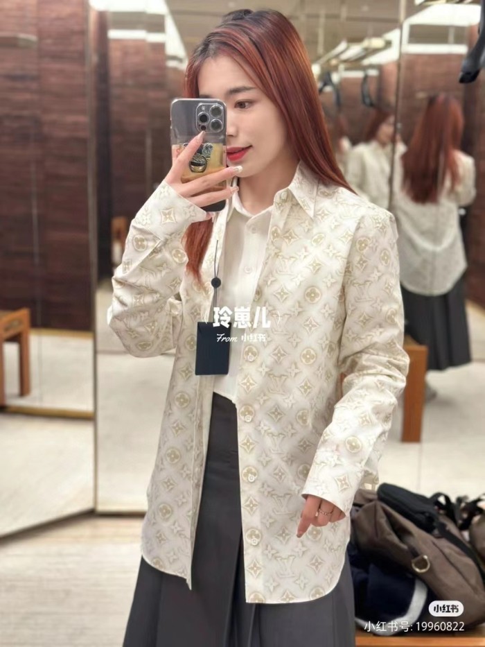 Clothes Louis Vuitton 693