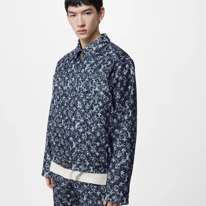 Clothes Louis Vuitton 684