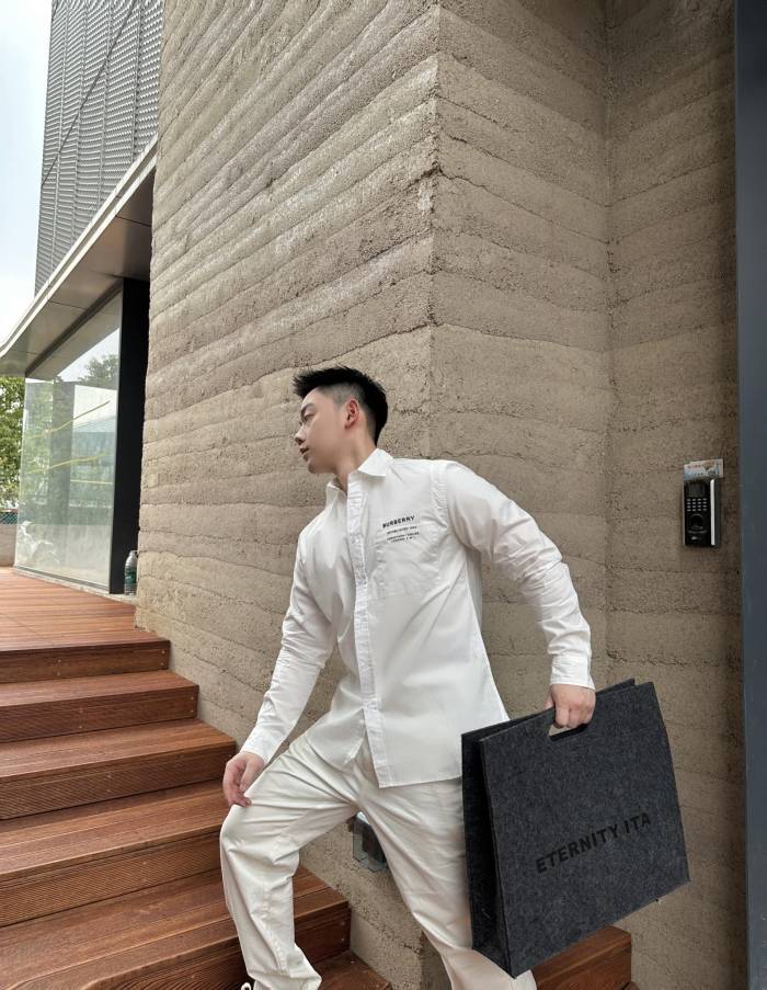 Clothes Burberry 404