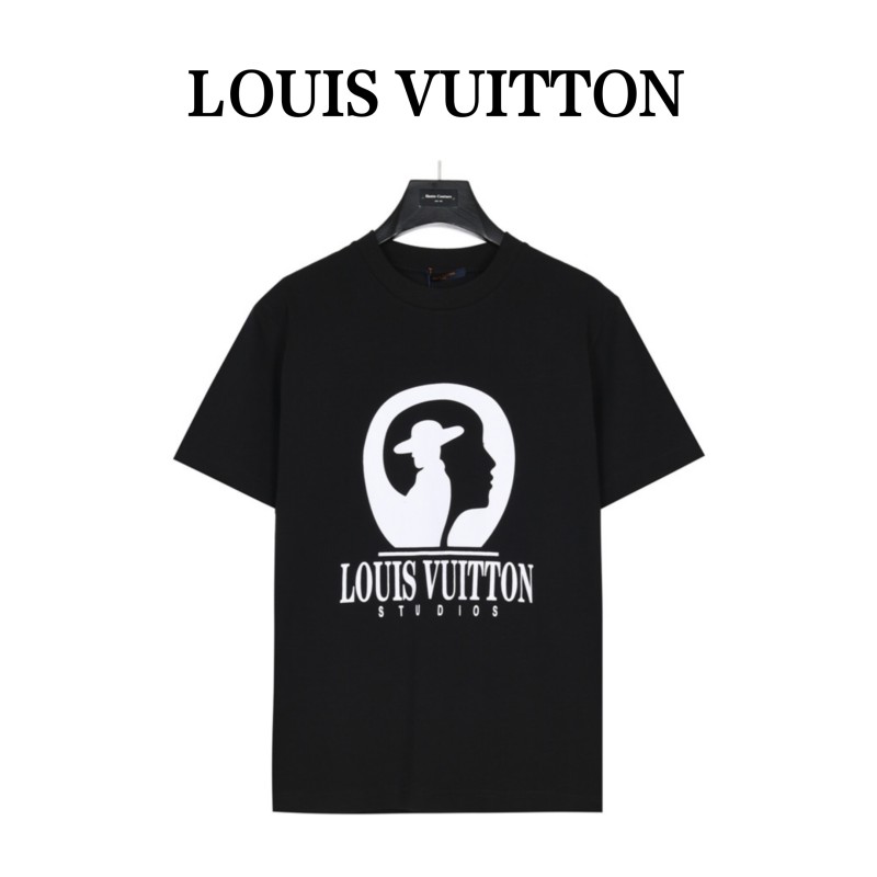 Clothes Louis Vuitton 669